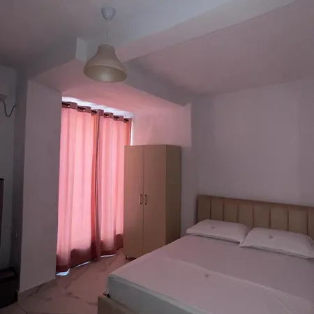 Xh Apart-hotel Golem (Tirana)